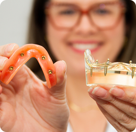 Implantes Dentários